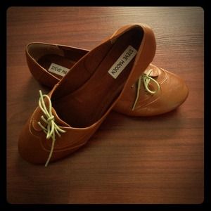 @Cnhouchins NWOT Steve Madden leather oxfords