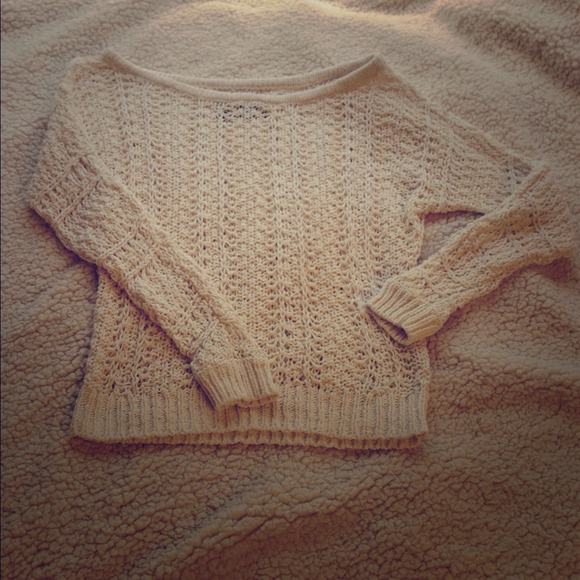 🚫SOLD🚫AE Open Stitch Sweater
