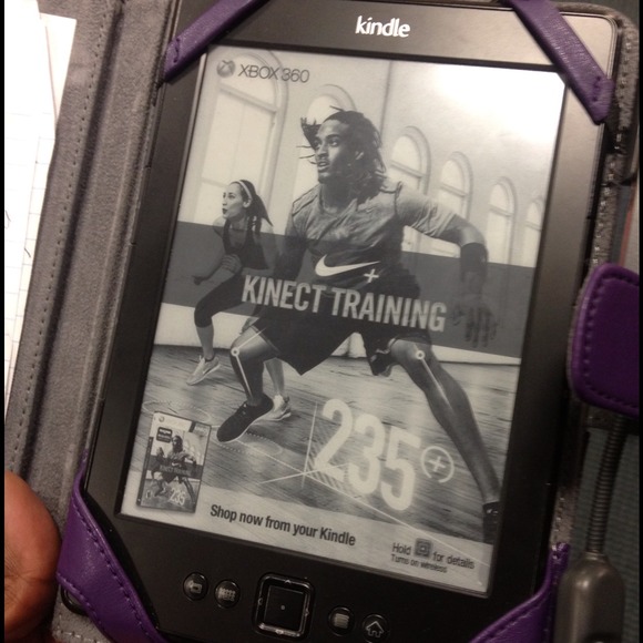 Kindle, 4th generation - Picture 1 of 4