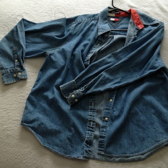 Tommy Hilfiger jean button up