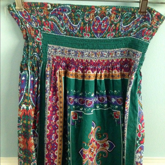 Bundled :Strapless Patterned Dress - Picture 2 of 2