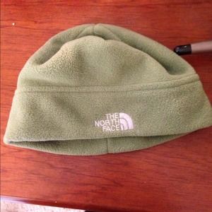 🚫RESERVED TILL 3/5/13🚫🚫Green northface hat