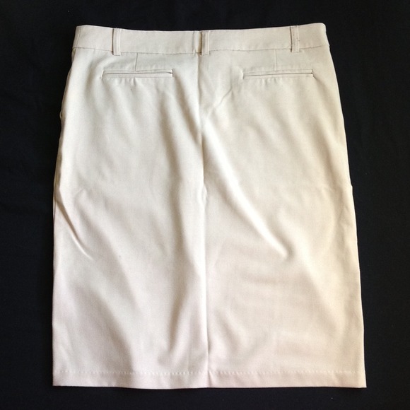 ✋SOLD✋ in bundle - Picture 2 of 3