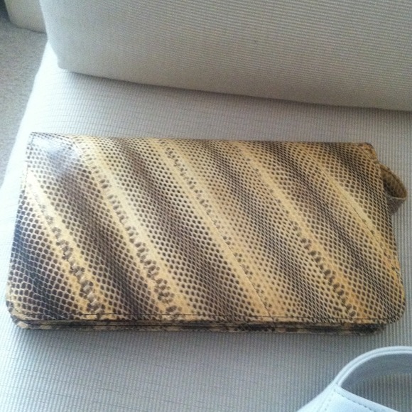 Real ostrich clutch!!