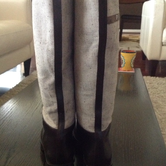 Authentic Prada boots sz 36 - Picture 2 of 4