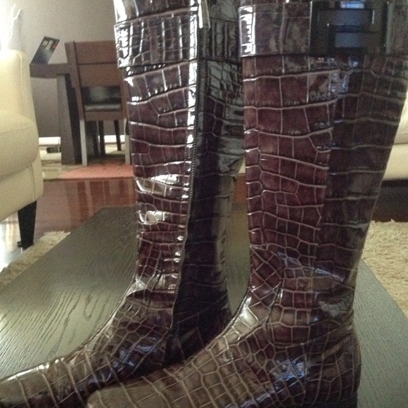 ❗SOLD❗Authentic Versace boots - Picture 4 of 4