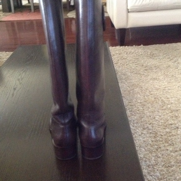 ⛔Sold⛔Tory burch boots - Picture 3 of 4