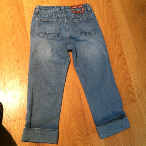Jean cuffed capri - Picture 2 of 4