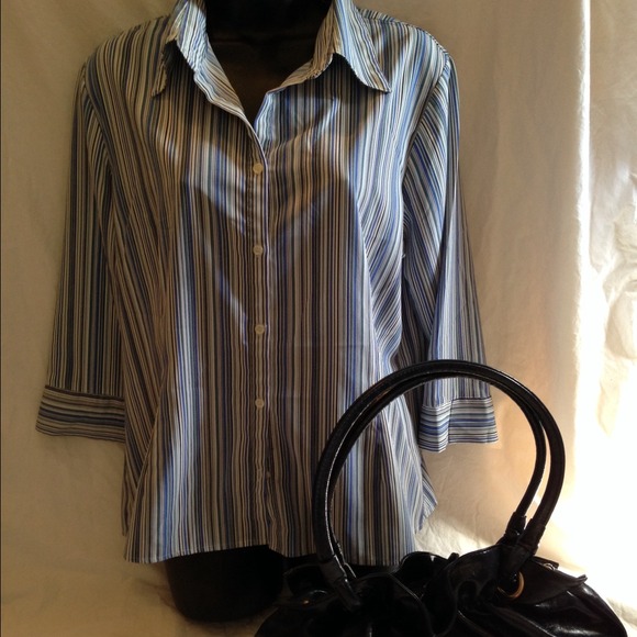 👏SOLD💙💙3/4 SLEEVE BLOUSE💙💙