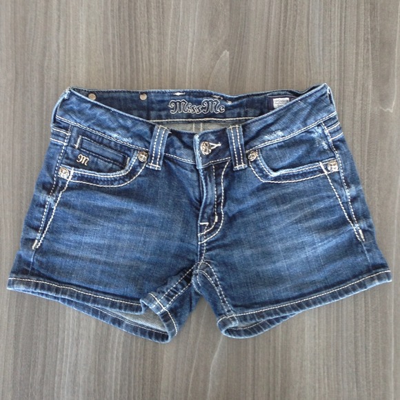 Miss Me shorts!!