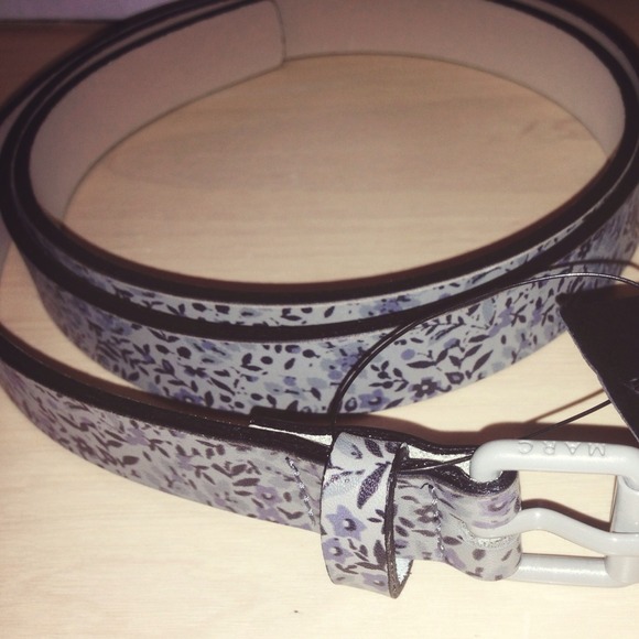 RESERVED❗️Marc Jacobs leather belt, size M/L main image 3