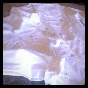 Guess jeans white shirt