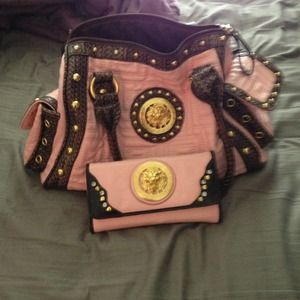 Cute pink and brown purse