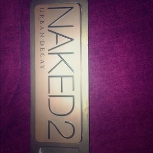 Barely used urban decay naked 2 eyeshadow pallet