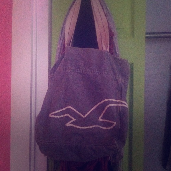Hollister handbag