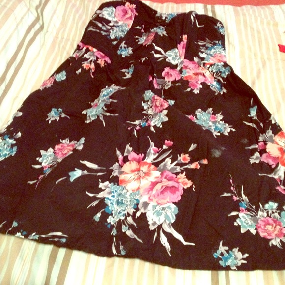 Black Floral Strapless Dress.