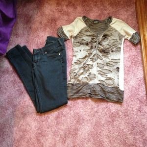 Hardly worn day trip 3/4 sleeve