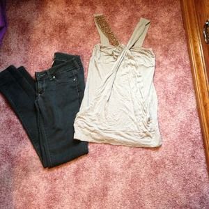 Brown day trip tank.