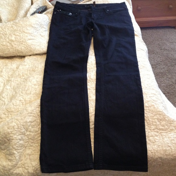 Super dark jeans size 33