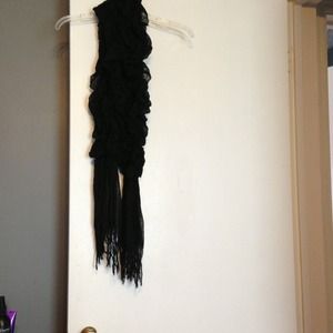 Black scrunchy scarf