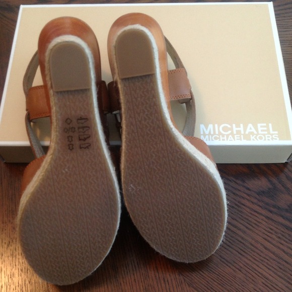 *HOLD*Michael Kors Belinda Wedge Open Toe Sandal - Picture 4 of 4
