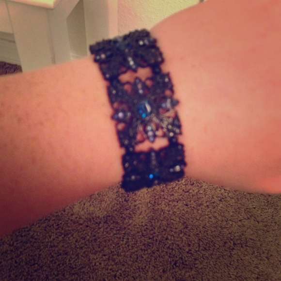 Blue black bracelet