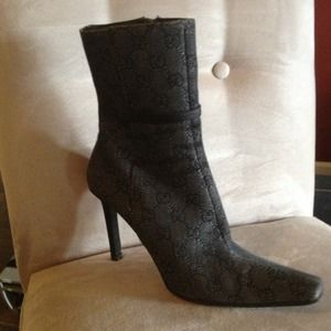 Gucci booties💋💋💋