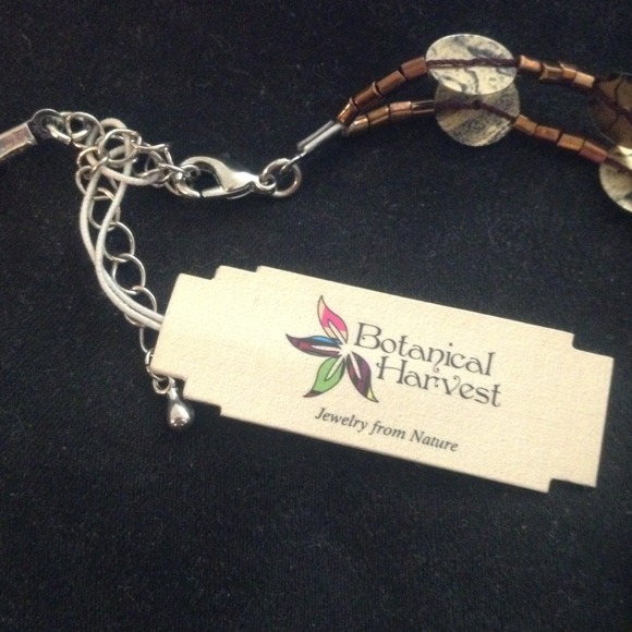 Necklace - Picture 3 of 3