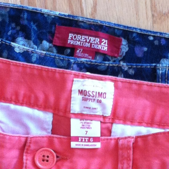 SOLD. Shorts - Picture 4 of 4