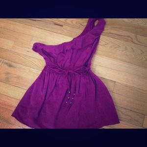 American Eagle purple top