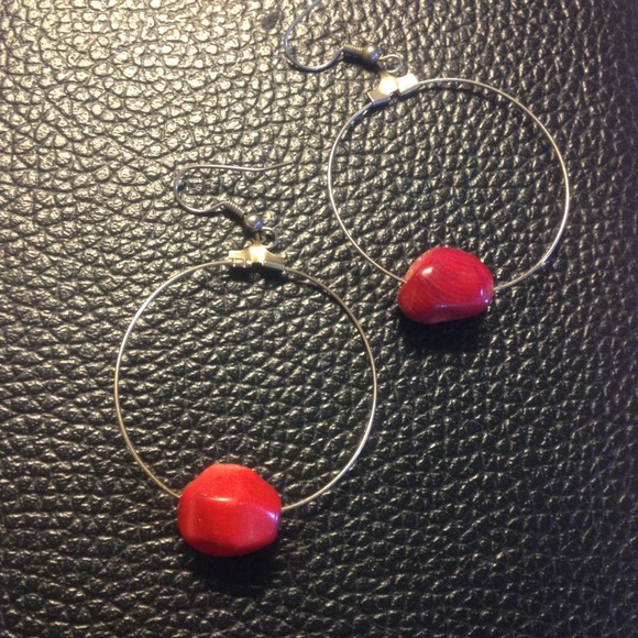 Red stone drop earrings