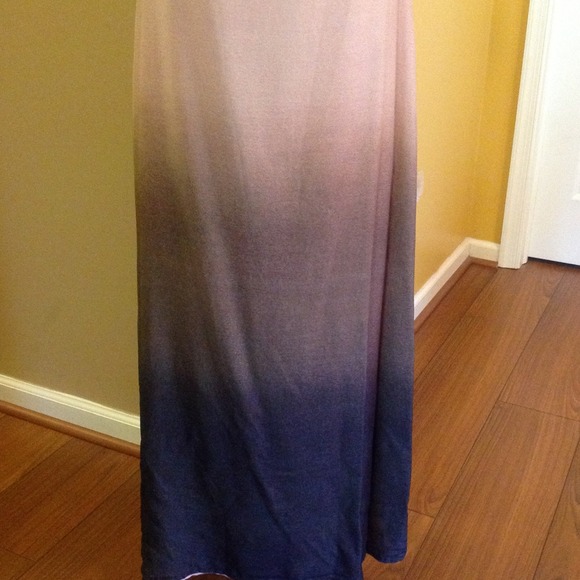 Strapless Gown - Picture 4 of 4