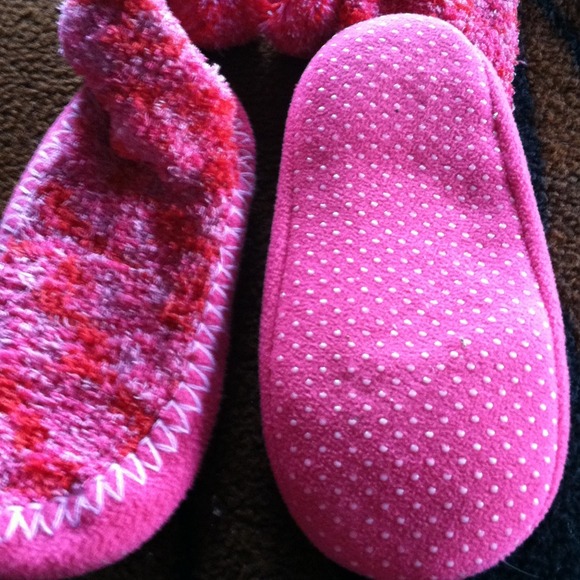 slippers - Picture 2 of 3