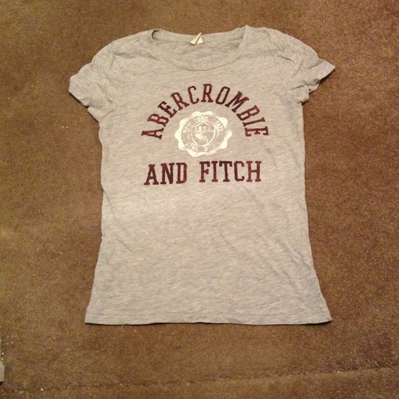 Abercrombie tshirt - Picture 1 of 1