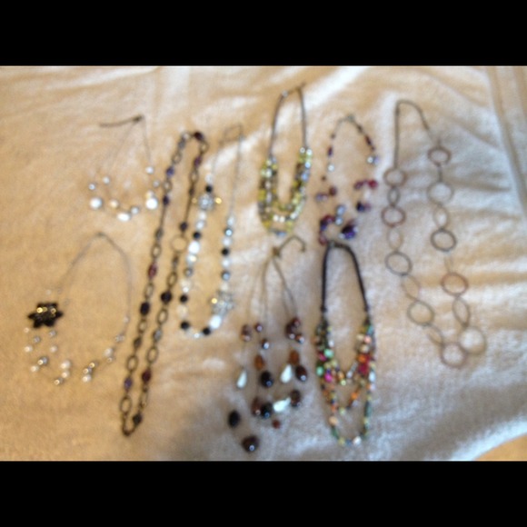9 Knecklaces