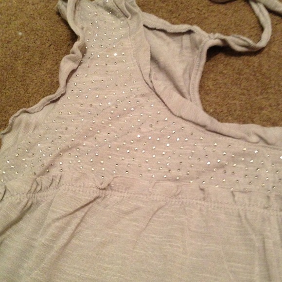 Grey tank - Picture 2 of 3