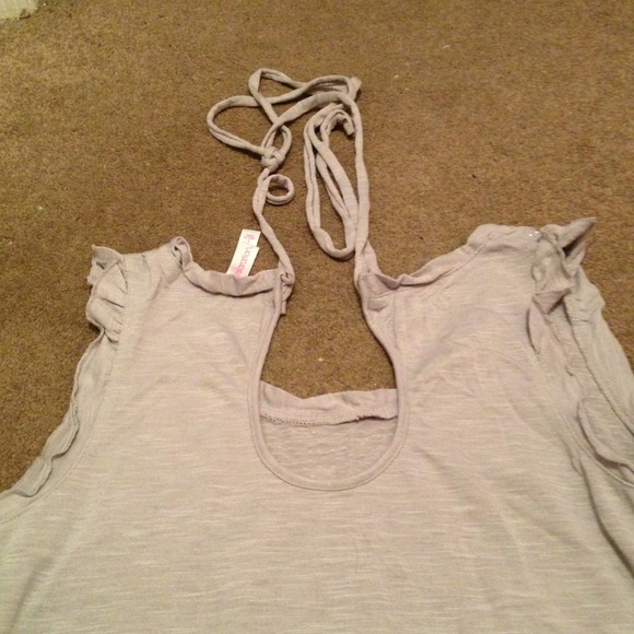 Grey tank - Picture 3 of 3