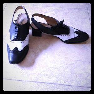 Ann Taylor full leather spectator sling back heels