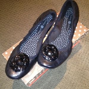 Lindsay Phillips Leather Ballet Flats - snap shoes