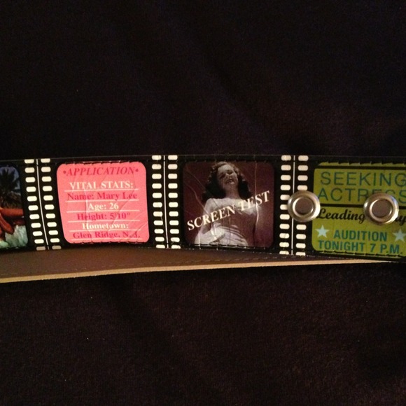 Belt with movie reels - Picture 3 of 3