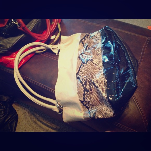 Snake skin print purse