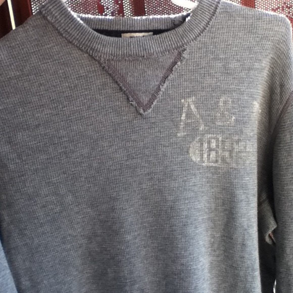 ***SOLD IN BUNDLE***Long Sleeve Shirt