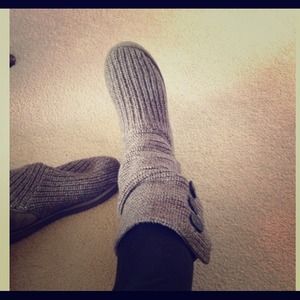 ❌SOLD❌RESERVED Grey Knit Uggs!