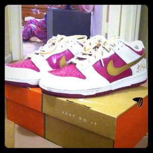 Nike dunks Fusia & Gold