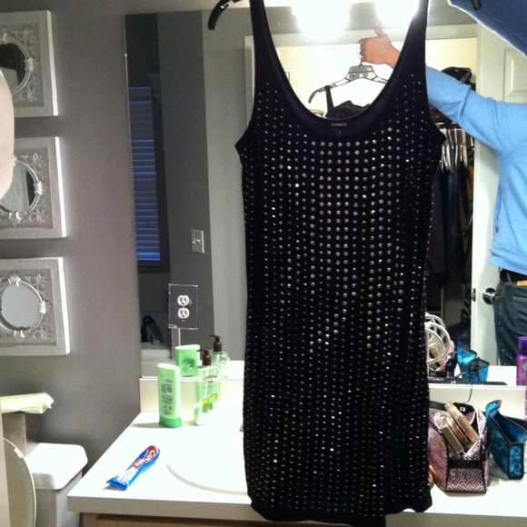 ❗Sold❗studded extra long tank