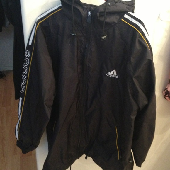 Adidas jogging suite