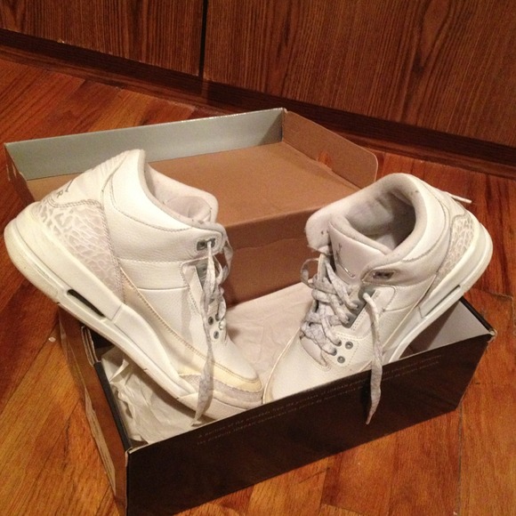 Jordan retro 3s