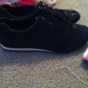 Brown coach shoes- never worn!!