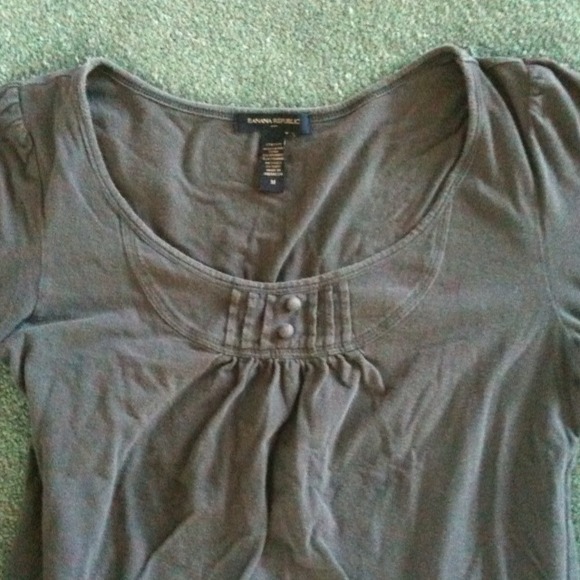 ⚠sold in Bundle! Banana Republic comfy top - Picture 3 of 3