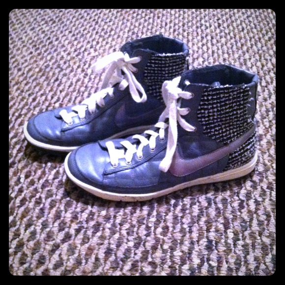 Nike Women's Tweed Blazer Mid Plus High Tops - Picture 1 of 4